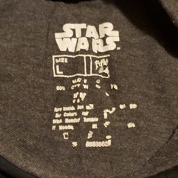 EUC Star Wars The Force Awakens T-shirt - Picture 5 of 5